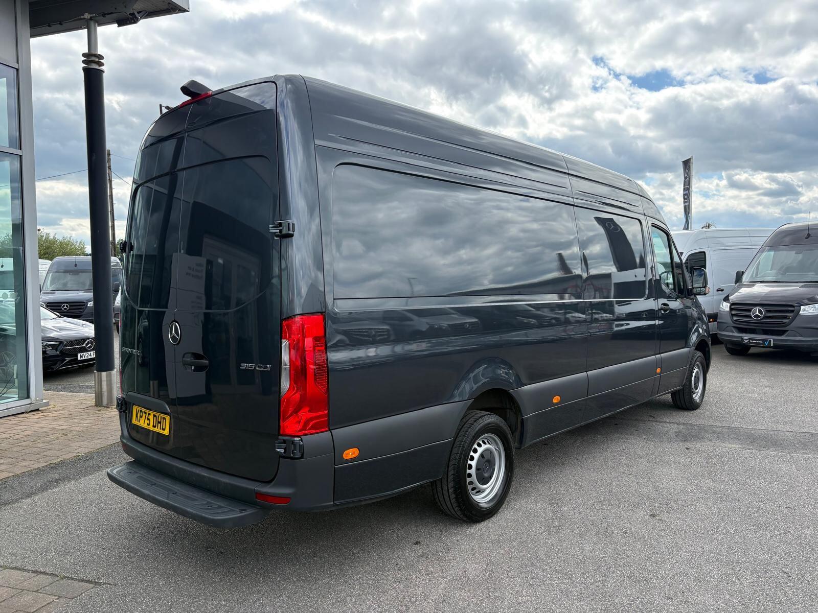 Mercedes-Benz Sprinter